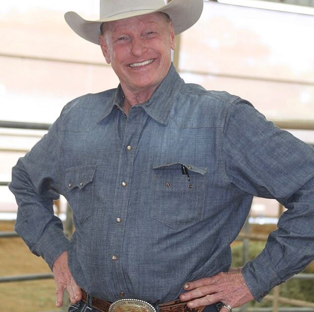 Rodeo Hall of Famer Roy Cooper, 69, Dies in House Fire, Stuns Roping World
