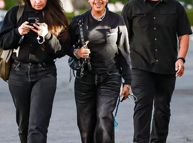 Title: "North West, 11, Debuts Shocking New Look in Calabasas Amid Kim Kardashian’s $10M Paris Jewelry Heist Trial"