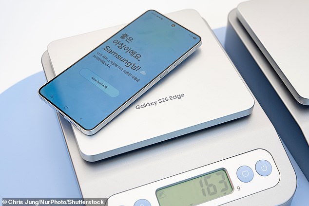 Samsung Galaxy S25 Edge Review: Thinnest Yet Packs Full Features in Lightweight Design