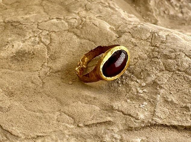 Archaeologists Unearth Stunning Relics in Biblical City Linked to Ark of the Covenant’s Ancient Secrets