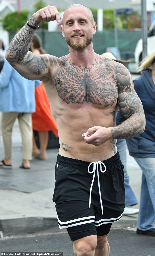 Chet Hanks Shows Off 70 Tattoos Shirtless Following Ex Kim Zolciak’s Bikini Display