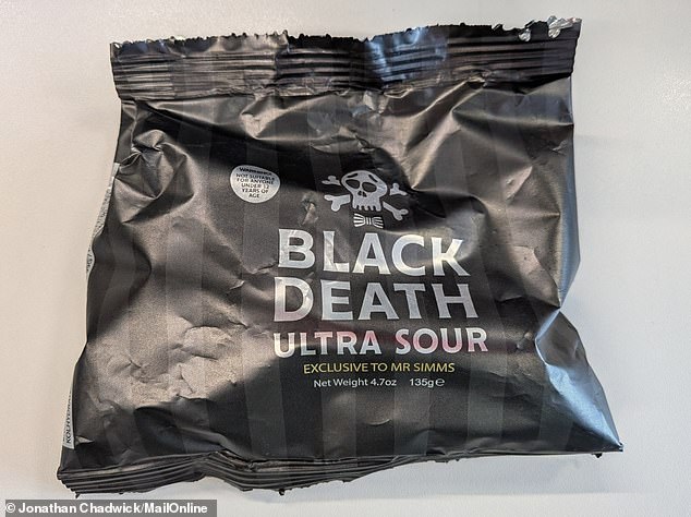 Surviving ‘Black Death’: The Jaw-Numbing Sour Sweet Banned for Kids Under 12 Due to Extreme Acidity