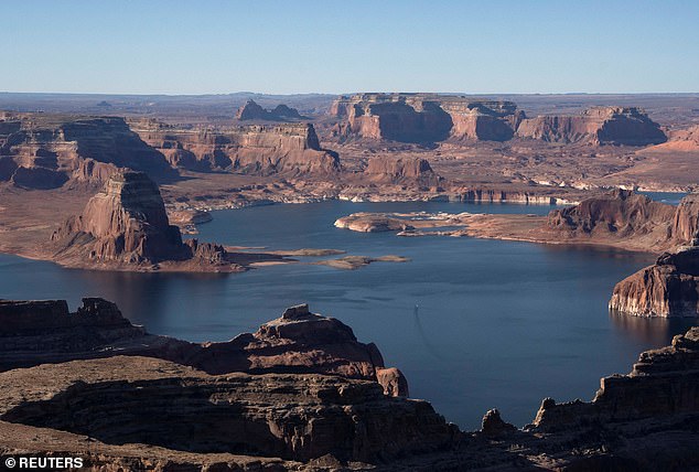 Western U.S. Water Crisis: Rapid Colorado River Depletion Puts Millions at Risk