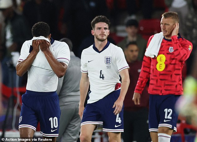 Roy Keane Slams England’s Senegal Defeat, Questions Team Unity with ‘Starbucks’ Jab