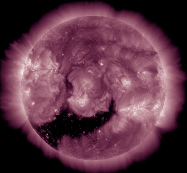 Dramatic Solar ‘Claw’ Eruption Sparks Powerful Earth-Bound Shockwave Within Hours