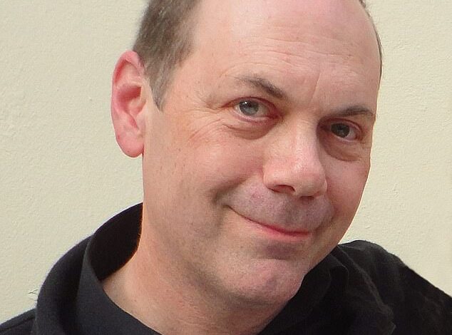 "The Premonition of Grandad’s Death No One Believed—Until the Vision Came True"