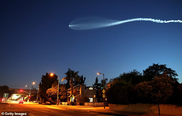 Scientists Decode Mysterious ‘Jellyfish UFO’ Spotted Over US Desert, Revealing Origin