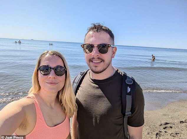 Woman’s Genius Travel Hack Saves £70 on easyJet Cabin Baggage Fee at Airport
