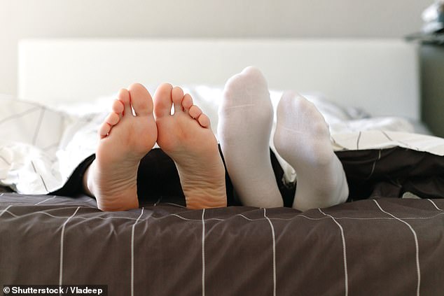 Scientists Unveil Simple Sock Hack to Guarantee Cool, Restful Sleep in Summer Heat