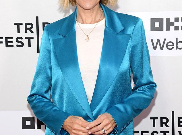 Title: Marlee Matlin Praises Henry Winkler for Extraordinary Post-Rehab Gesture: ‘My Second Dad’