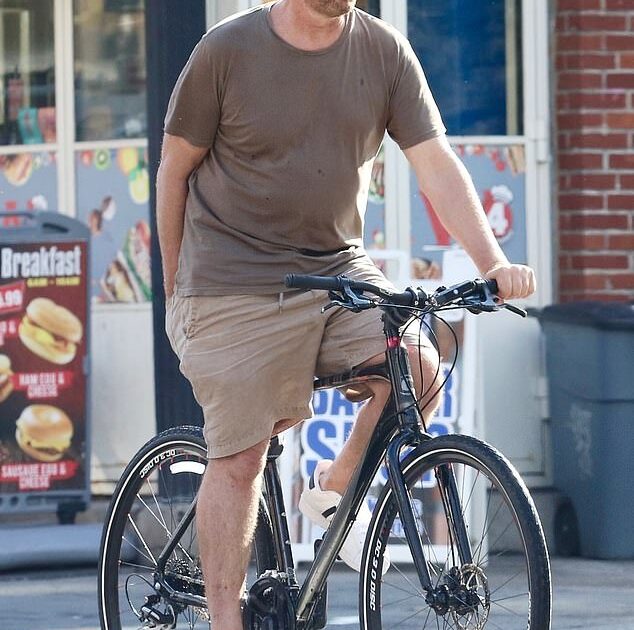 Gerard Butler Spotted Enjoying Bike Ride with Girlfriend Morgan Brown in NYC
