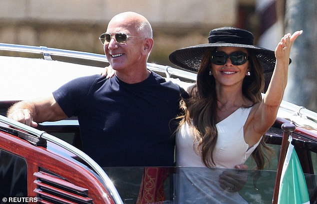 Jeff Bezos and Lauren Sanchez Depart Venice Hotel After Three-Day Wedding Extravaganza, Bid Farewell to A-List Guests