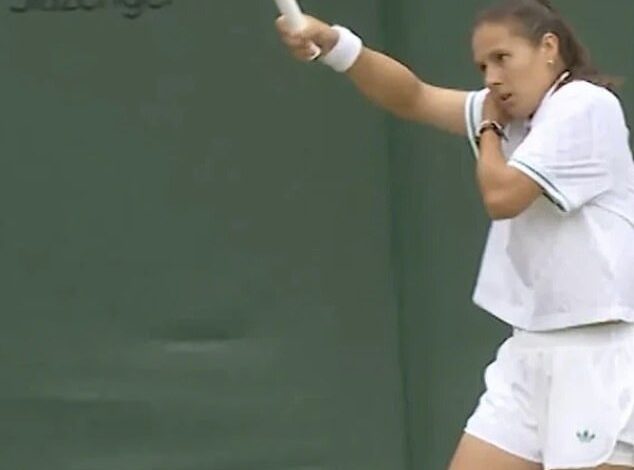 Australian Star’s Mid-Match Wardrobe Woe Mars Wimbledon Clash