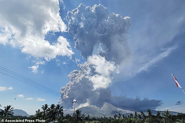 Colossal Volcanic Eruption Spews 63,000-Foot Toxic Ash Cloud, Prompting Urgent Emergency Alerts