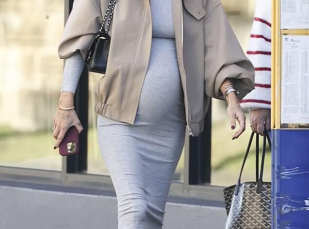 "MAFS Star Domenica Calarco Flaunts Baby Bump in Skin-Tight Dress Following Pregnancy Health Scare"