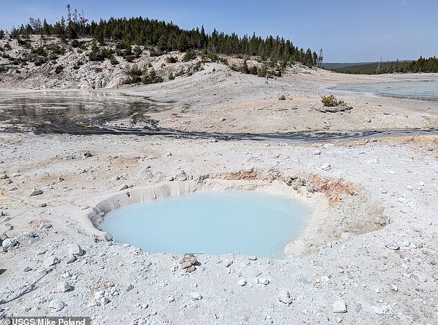 New Yellowstone Basin Vent Discovery Spurs Supervolcano Eruption Risk Evaluation