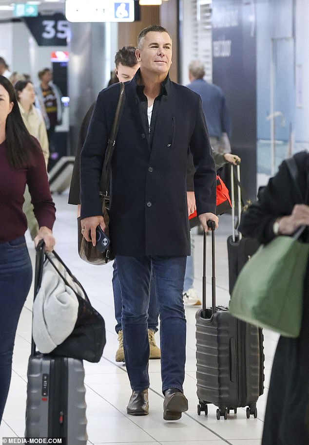 Title: Wayne Carey Spotted Unfazed in First Public Appearance Since Viral Bathroom Video During Sydney Visit Following Woman’s Public Statement