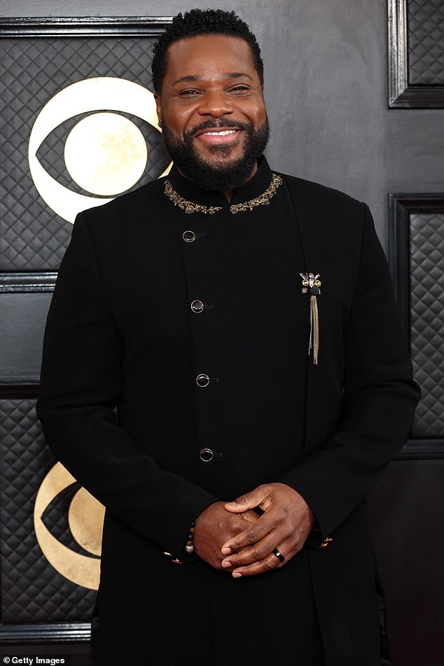 Title: Jamie Foxx and Kate Hudson Lead Hollywood in Mourning The Cosby Show Star Malcolm-Jamal Warner’s Sudden Death