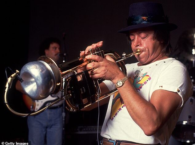 Chuck Mangione, Grammy-Winning Jazz Musician Behind Hit “Feels So Good,” Dies at 84