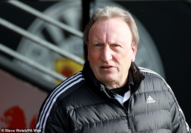 Neil Warnock, 76, Eyes Crisis Club Rescue with Shock Return: ‘You’ve Got to Say Yes’