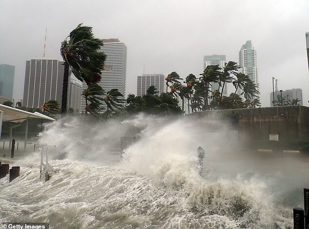 "Hurricane Trackers Alert 39 Million Americans to Coastal Tropical Storm Threat"