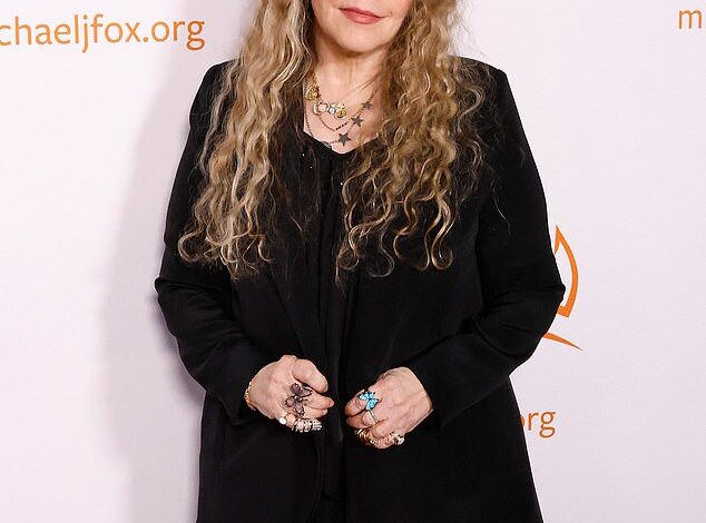 Stevie Nicks, 77, Exits Tour Due to Injury, Sparking Health Concerns