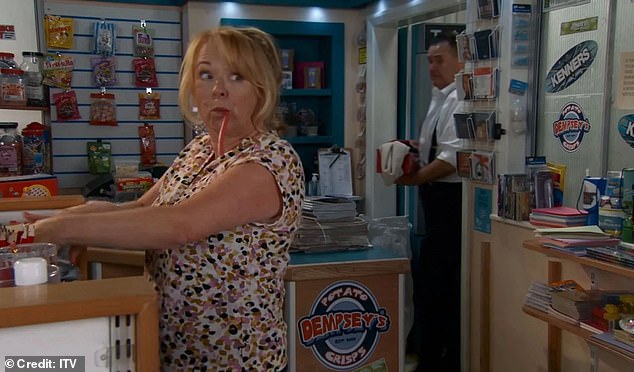 "Coronation Street Fans Stunned by Soap Icon’s Surprise Return After 18-Month Absence"