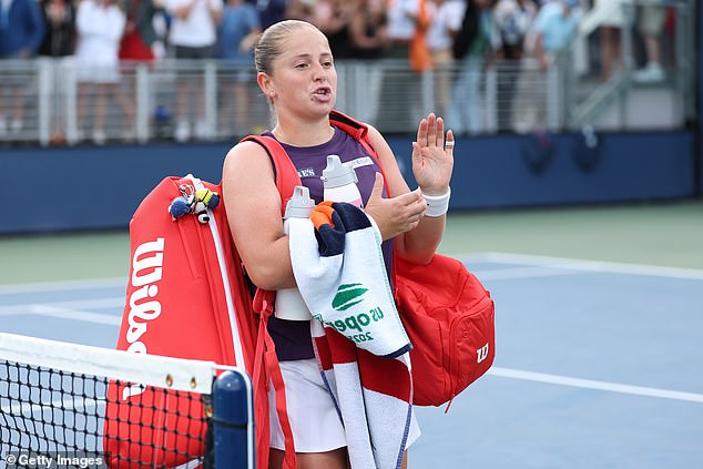 US Open Fans Cheer Jelena Ostapenko in First Match After Racism Controversy