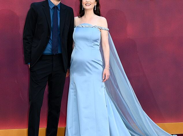 Downton Star Michelle Dockery Expecting with Producer Husband 10 Years After Irish Fiancé’s Death: ‘My King and Hero’