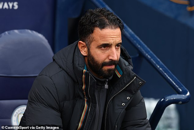 Amorim Humiliated as Paddy Power Enlists Ex-Boss to Taunt Man Utd, Ratcliffe & Struggling Manager