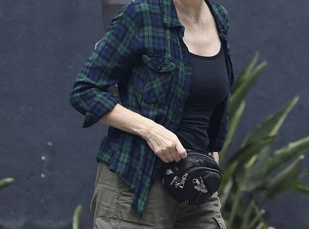 90s ‘Pretty Woman’ Star and Blockbuster Icon Appears Unrecognizable in Rare Public Sighting