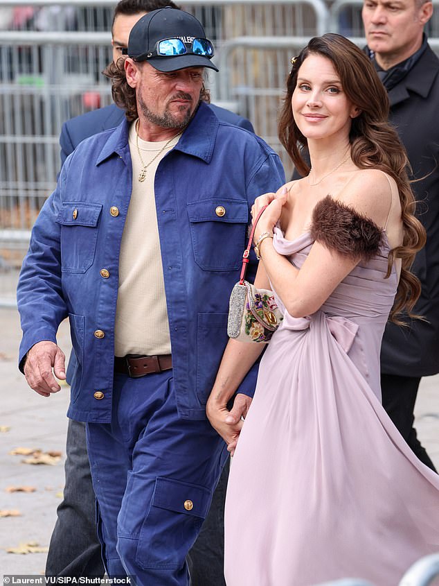 Lana Del Rey Makes Rare Appearance with Alligator Tour Guide Husband Jeremy Dufrene at Paris Fashion Week’s Valentino Show